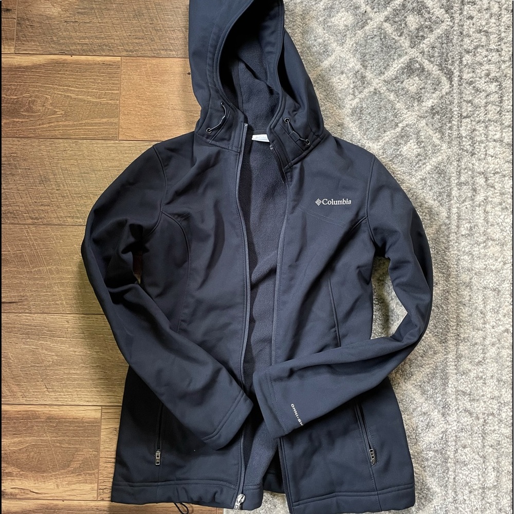 Columbia jacket with hood